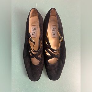 Vintage 9 & co suede texture ballet flats with multiple straps size 7